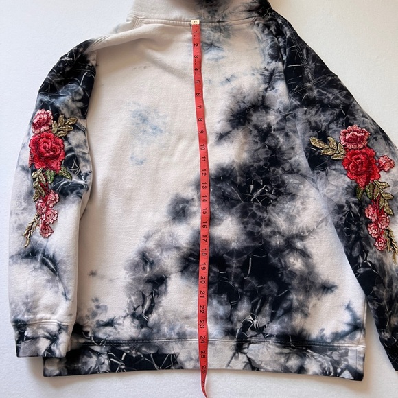 Floral Embroidered Tie-Dye Hoodie - Picture 10 of 11